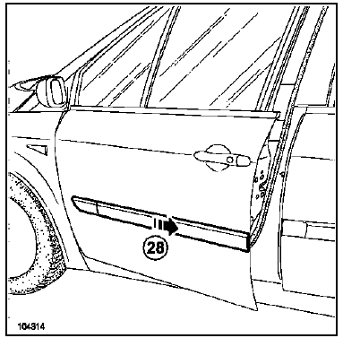 Dégager la baguette vers l'arrière du véhicule (28).